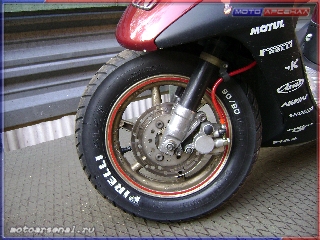 motoarsenal_461_v4s.jpg